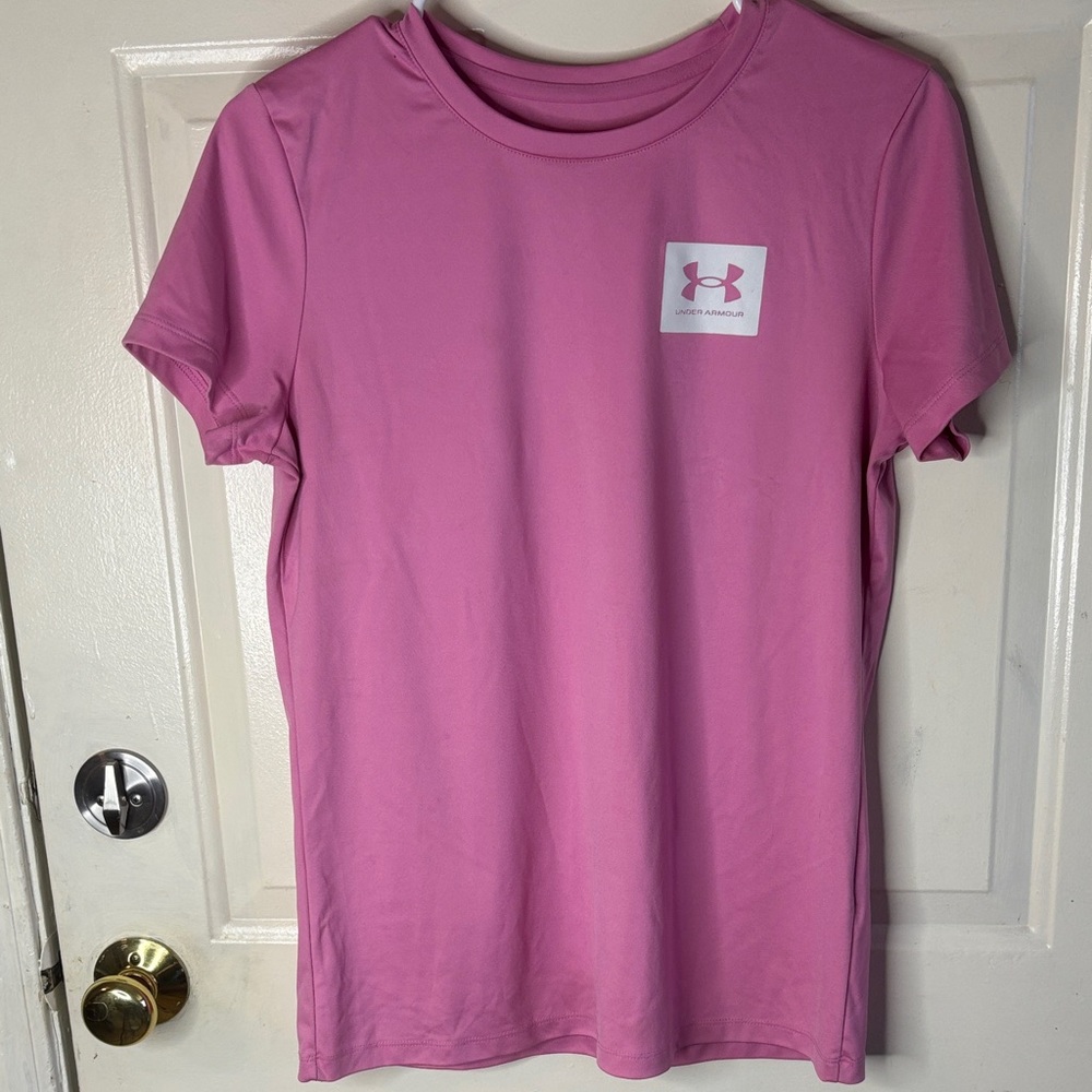 Under Armour Pink Short Sleeve Crew Neck Athletic Tee